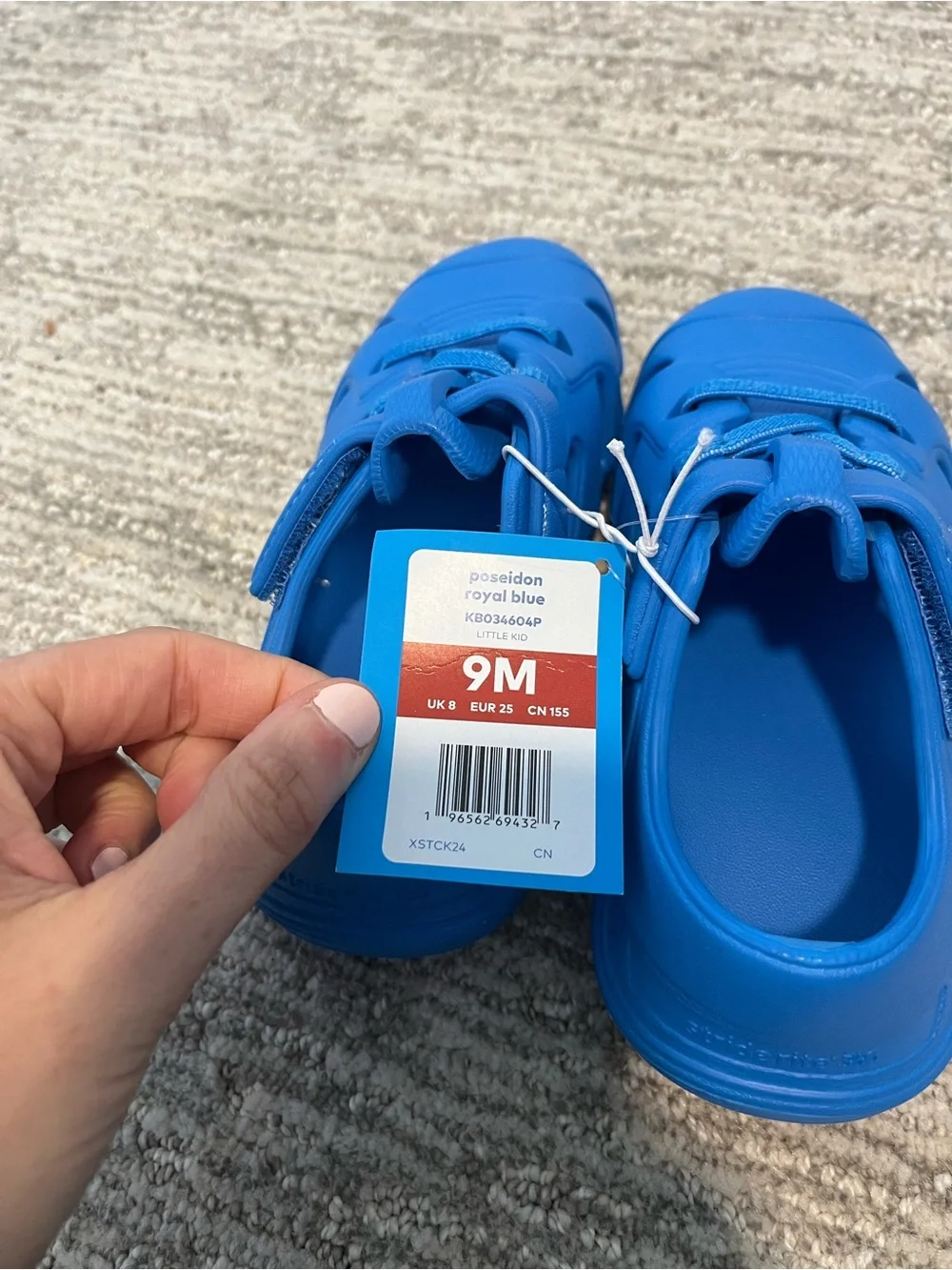 Stride Rite Poseidon Sneaker NEW